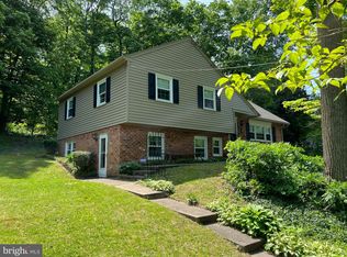 1598 Yarnall Rd, Pottstown, PA 19464