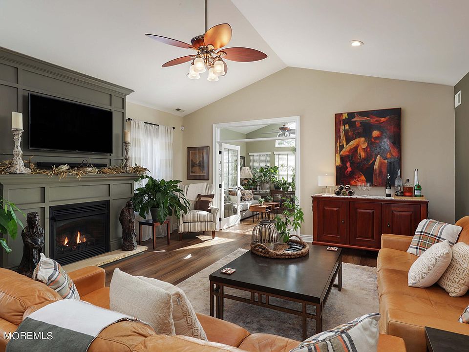 1st image of 13 Wycliffe Drive