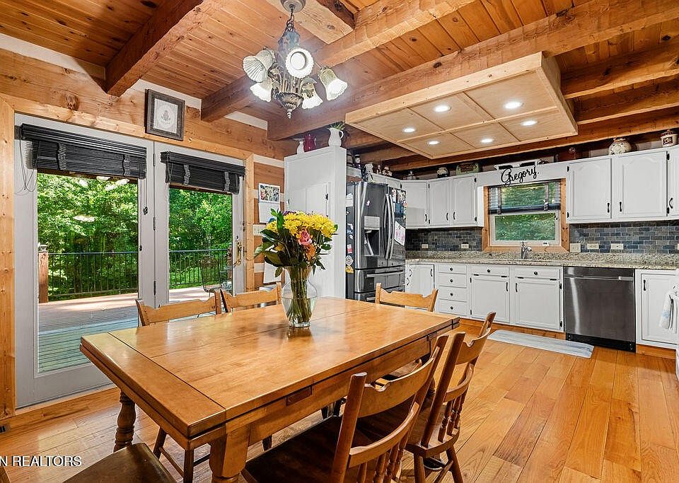 13th image of this home