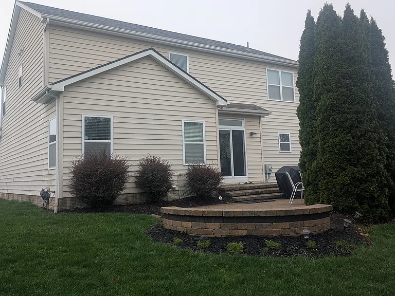 1701 Daffodil Pl — Photo 8