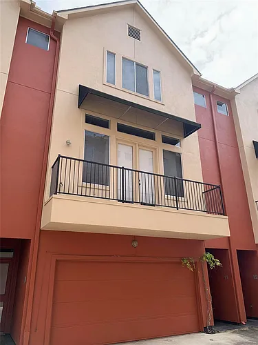 2437 South Blvd #11 Photo 1