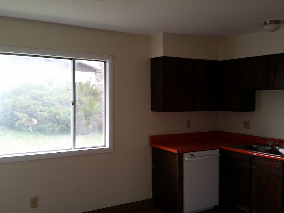 2nd image of 1340 Canyon Hills Rd