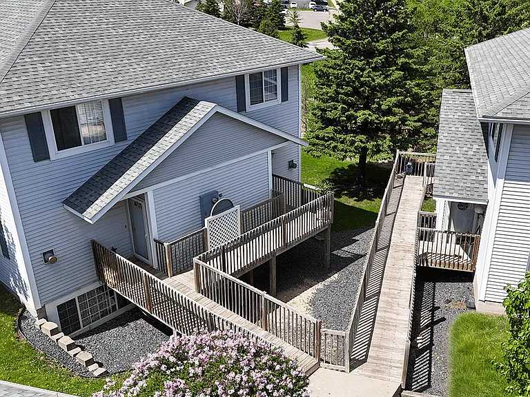 French Creek Townhomes — Photo 22