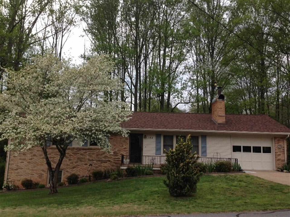 1st image of 152 Vista Dr