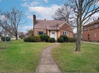 970 Bates Rd, Rocky River, OH 44116