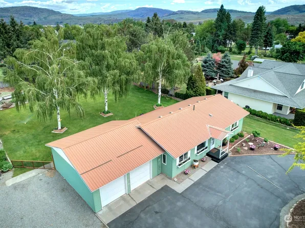 718 Kenwood Street, Omak, WA 98841