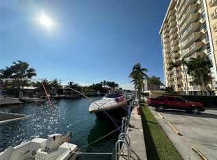 2350 NE 135th St APT 505, North Miami, FL 33181
