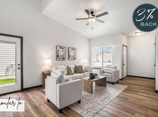 9114 W Ark Pl, Sioux Falls, SD 57106