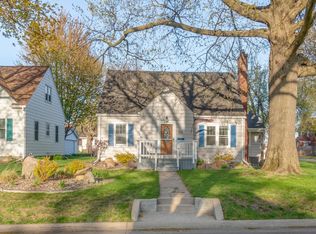 131 Rosebud Ave, Waterloo, IA 50701