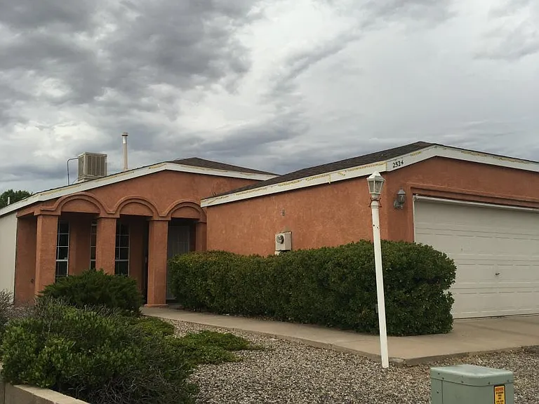 2524 Stallion Ct — Photo 1