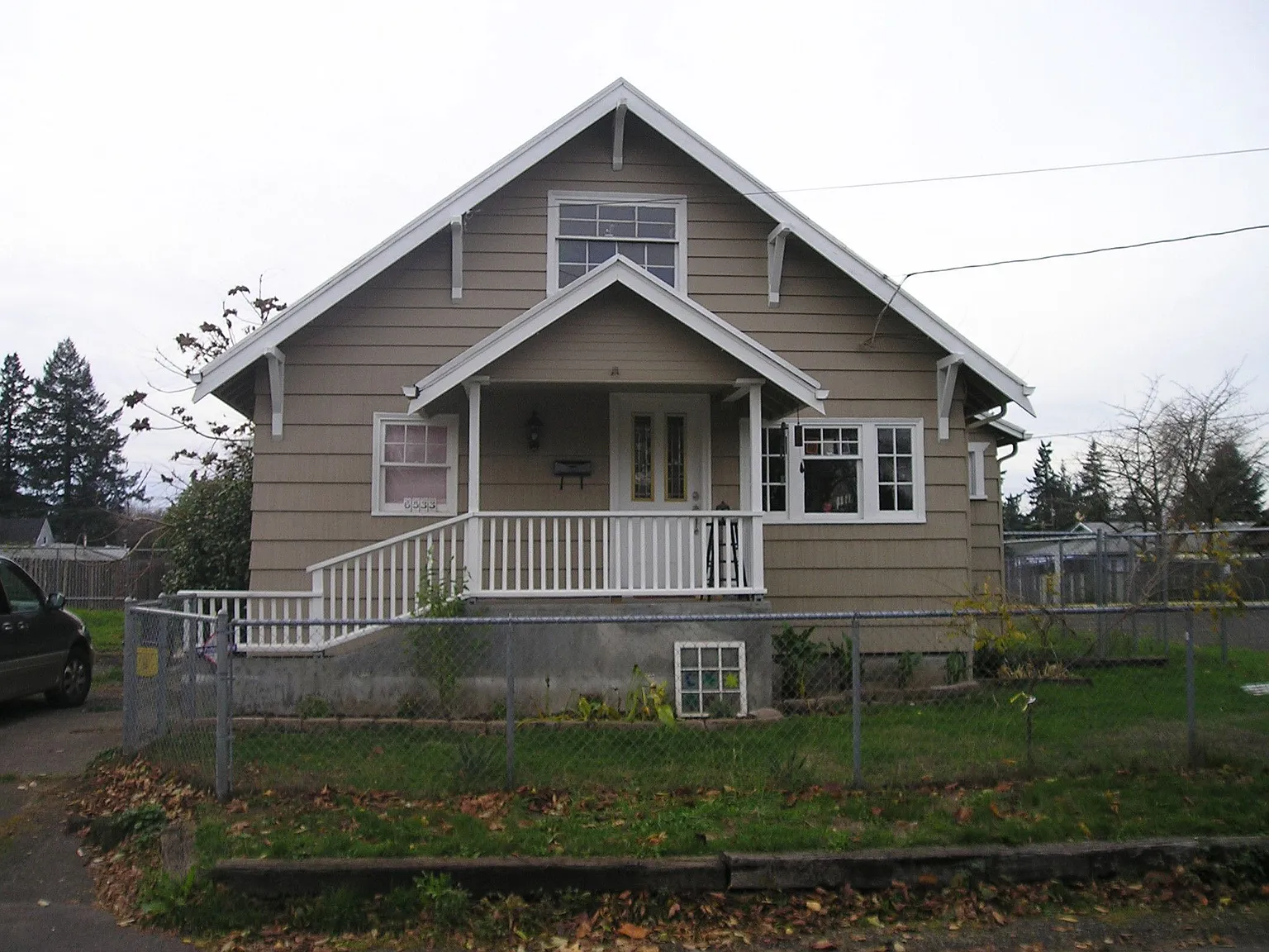 6533 SE 70th Ave photo 1