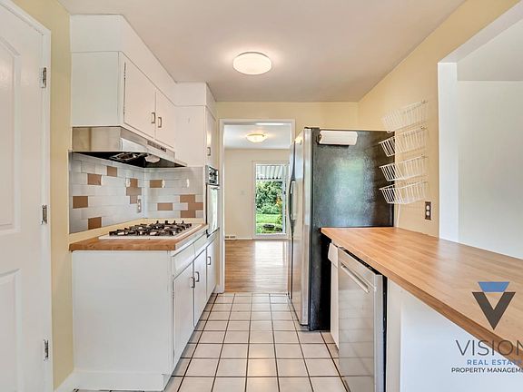 5th image of 5864 S Lakeside Dr