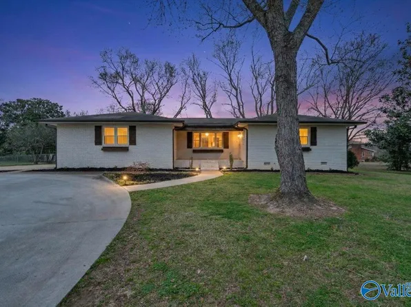 1903 County Park Rd, Scottsboro, AL 35769