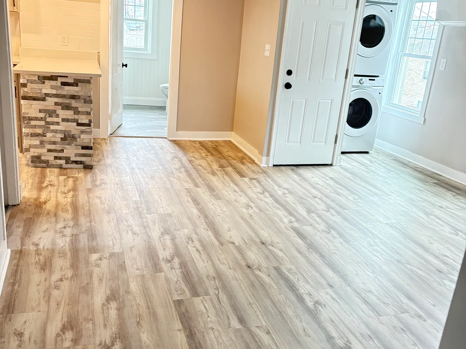2 bed, $1,900 — Photo 3
