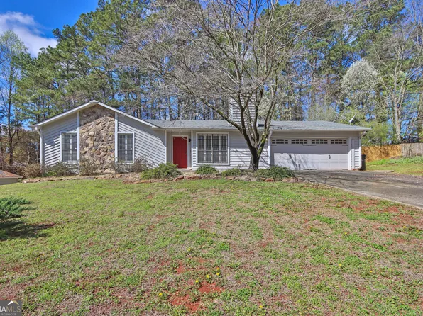 635 Oxford Hall Dr, Lawrenceville, GA 30044