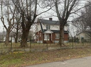 519 N College St, Somerset, KY 42503