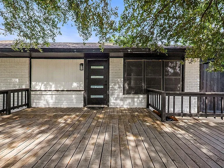 5037 W 43rd St — Photo 33