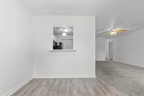 Skyside Landing Apartments — Photo 37