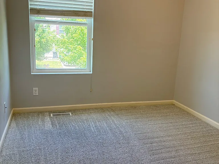 9113 Weber St — Photo 11