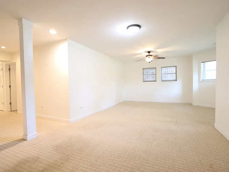 3150 S Prairie Ave #1 — Photo 16