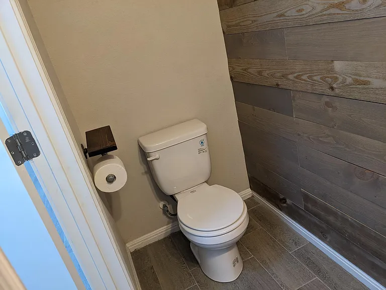 356 Twisted Oaks Ln — Photo 6