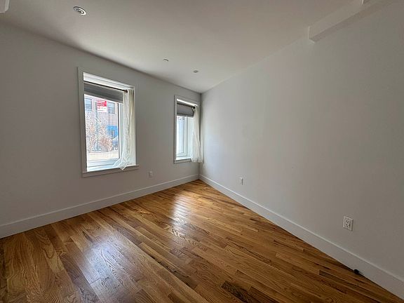 4th image of 1079 Fulton St #1A