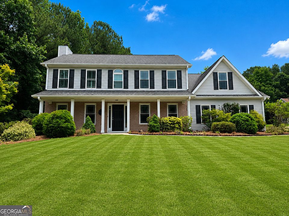 1st image of 410 McKenzie Dr