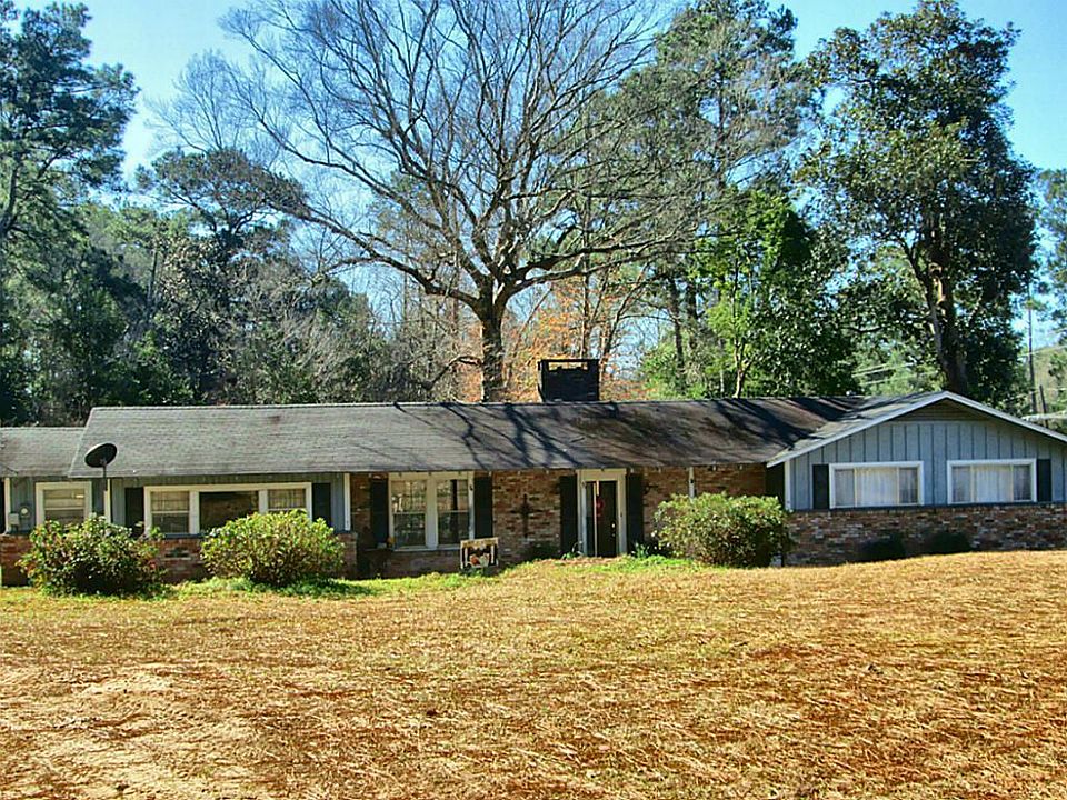 1st image of 1511 Redbud St