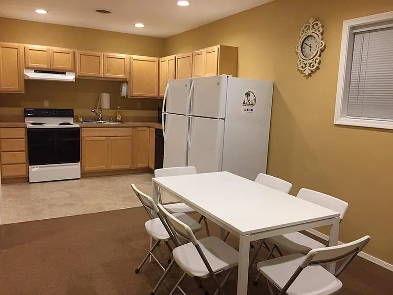 519 B St #8 — Photo 10