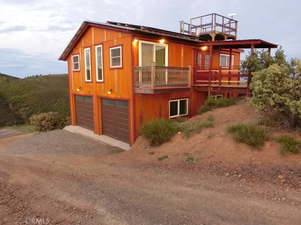 864 Watertrough Rd, Clearlake Oaks, CA 95423