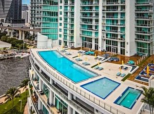 92 SW 3rd St APT 3610, Miami, FL 33130