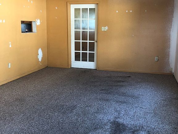 5th image of 3213 Fisher Ln