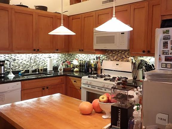 3rd image of 55 W 88th St APT 3