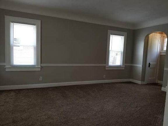 4th image of 1738 Helen Ave