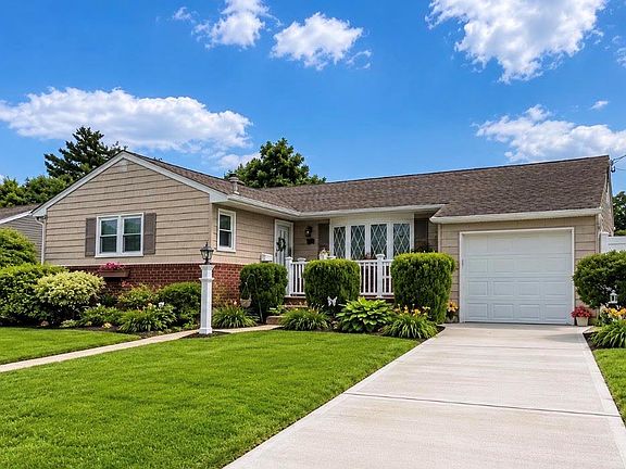 5th image of 32 Taylor Drive