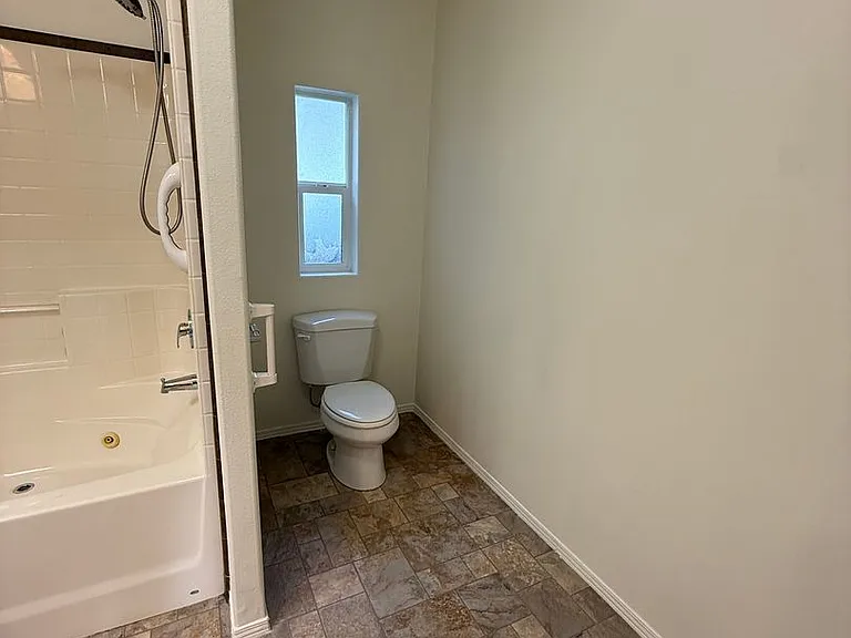 63626 S Barview Rd — Photo 22