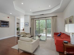 2140 Windrow Dr, Princeton, NJ 08540