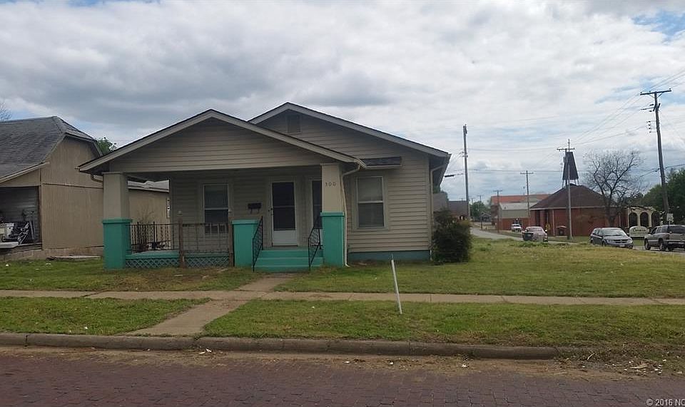 1st image of 300 E 8th Ave