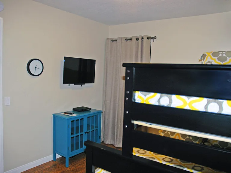 964 W Lamark Ln — Photo 12