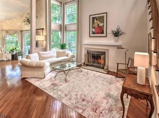 49 Edgewood Rd, Bedminster, NJ 07921