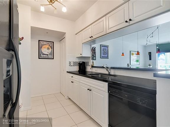 5th image of 347 N New River Dr E APT 806