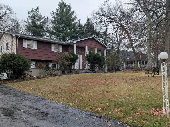 135 Sunset Road, Blauvelt, NY 10913