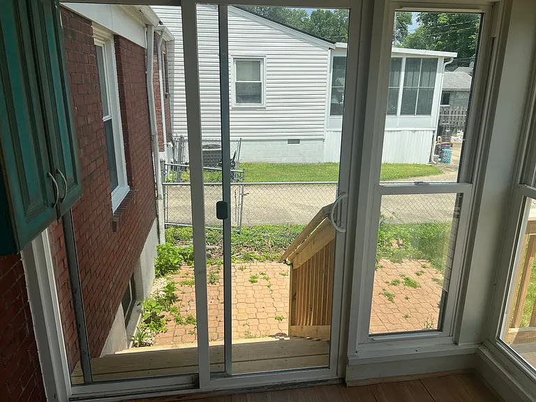 109 Ridgeway Ave — Photo 18