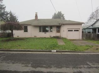 231 NE Outlook Ave, Grants Pass, OR 97526