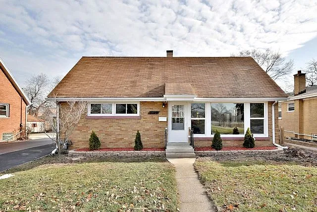 2027 Herbert Ave photo 1