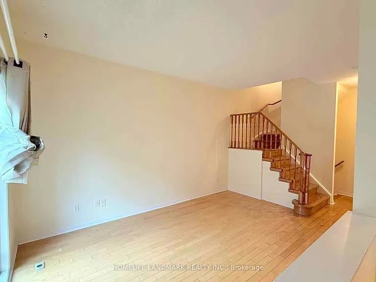 8 Cox Blvd #20 — Photo 3