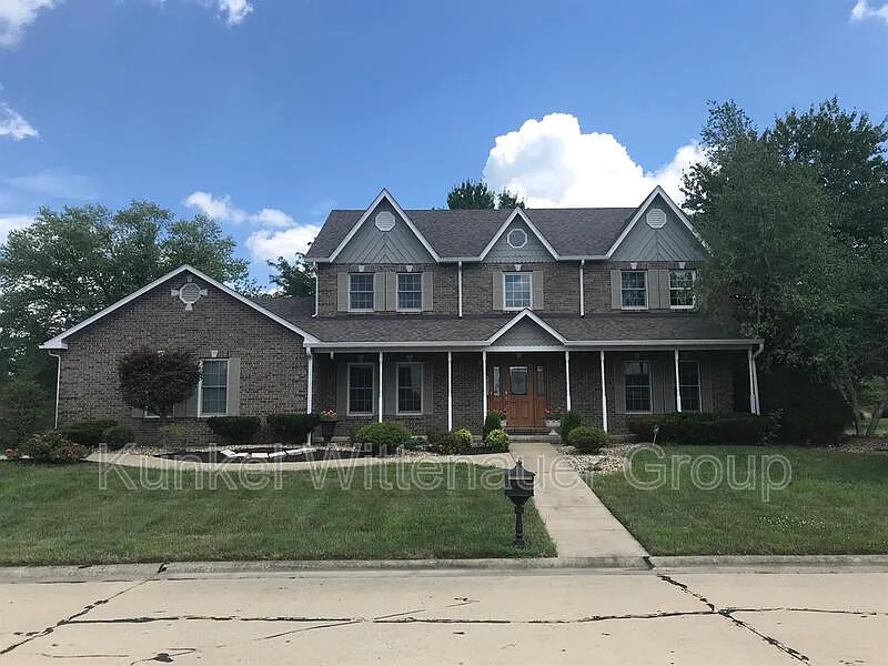 225 Archview Dr photo 1