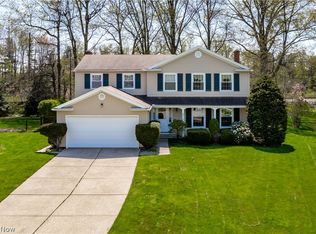 630 Revere Dr, Bay Village, OH 44140