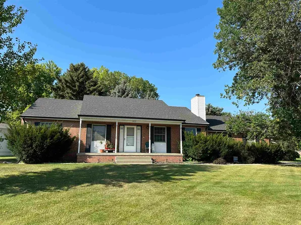 1003 E 48th St, Kearney, NE 68847