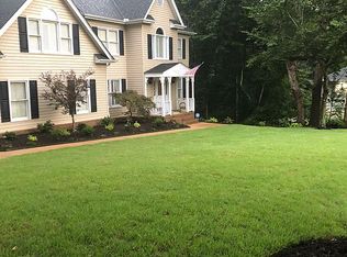 27 Silver Knoll Ct, Greer, SC 29651